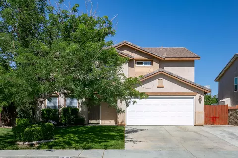 45427 Barrymore Ave, Lancaster, CA 93534