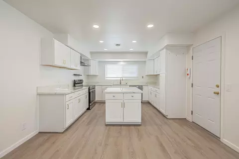 1060 Ave J5 E, Lancaster, CA 93535 photo 11