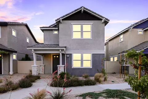272 Crossroads Ln, Palmdale, CA 93551