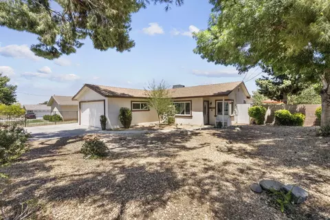 41626 55th St W, Quartz Hill, CA 93536