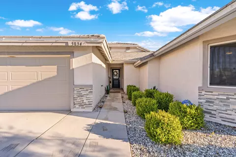 5834 Vahan Ct, Lancaster, CA 93536 photo 4