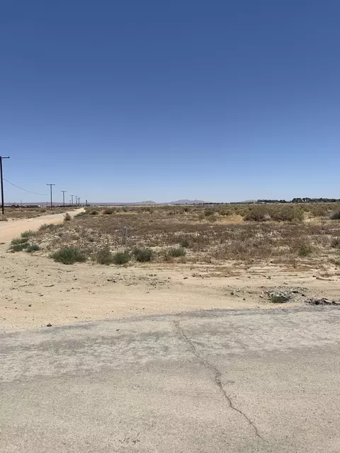 Cor 60 Ste Ave G8 Se, Lancaster, CA 93535