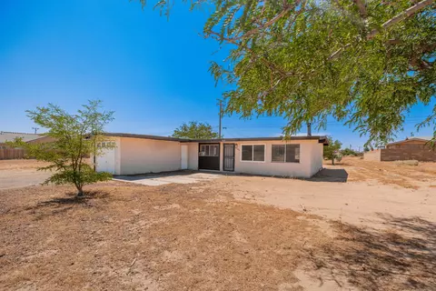 8860 Lime Ave, California City, CA 93505