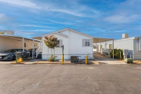 4209 Rosamond Blvd W #95, Rosamond, CA 93560