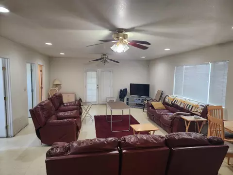 14602 Cahita Ave S, Compton, CA 90220 photo 25