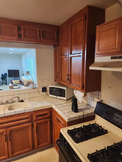 14602 Cahita Ave S, Compton, CA 90220 photo 22