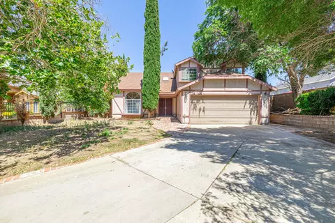 43416 Elizabeth Ln, Lancaster, CA 93535