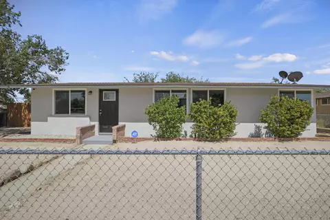 45502 10th St W, Lancaster, CA 93534