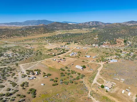 24804 Rodeo Dr, Tehachapi, CA 93561 photo 66