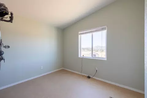 24804 Rodeo Dr, Tehachapi, CA 93561 photo 28