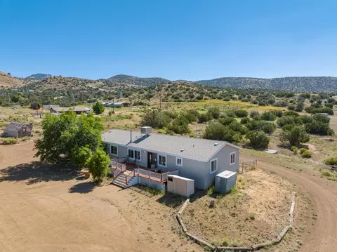 24804 Rodeo Dr, Tehachapi, CA 93561 photo 59
