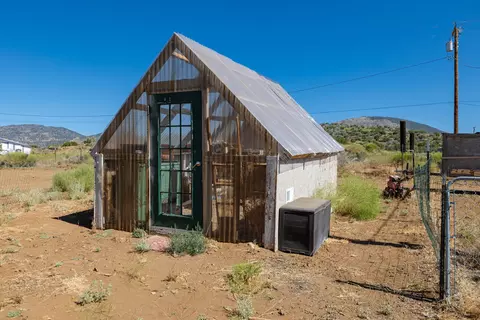 24804 Rodeo Dr, Tehachapi, CA 93561 photo 38