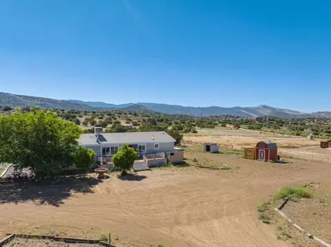 24804 Rodeo Dr, Tehachapi, CA 93561 photo 61