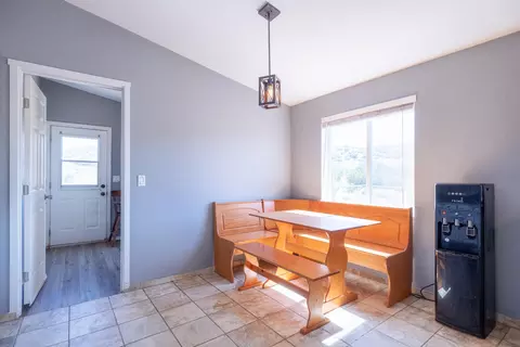 24804 Rodeo Dr, Tehachapi, CA 93561 photo 16