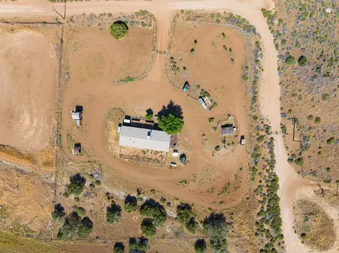 24804 Rodeo Dr, Tehachapi, CA 93561 photo 69