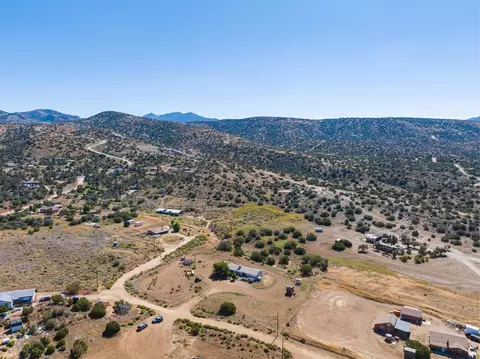 24804 Rodeo Dr, Tehachapi, CA 93561 photo 48