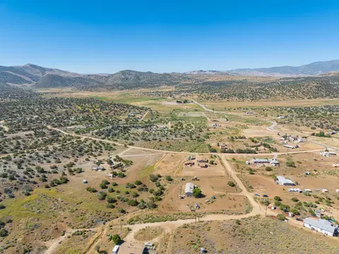 24804 Rodeo Dr, Tehachapi, CA 93561 photo 65