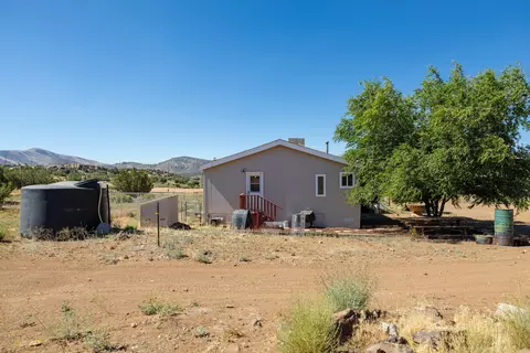 24804 Rodeo Dr, Tehachapi, CA 93561 photo 41