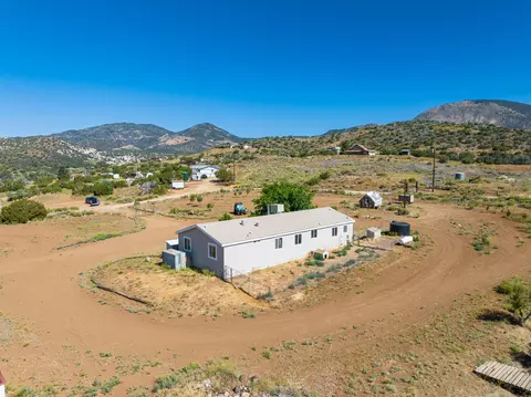 24804 Rodeo Dr, Tehachapi, CA 93561 photo 58