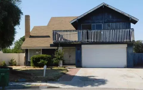 807 Kildare St E, Lancaster, CA 93535