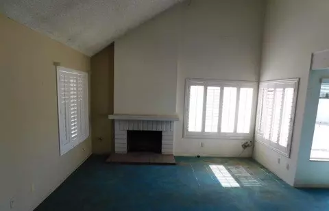 807 Kildare St E, Lancaster, CA 93535 photo 4