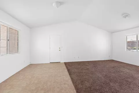 44211 37th St W, Lancaster, CA 93536 photo 13