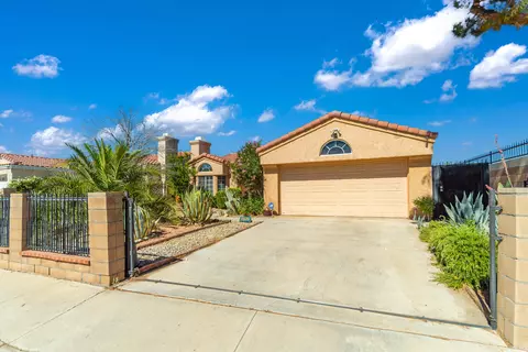 37717 17th St E, Palmdale, CA 93550 photo 2