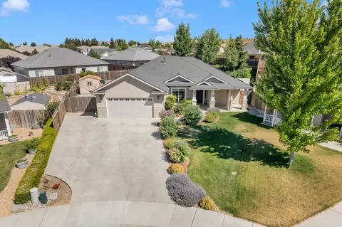 1316 Tara Ct, Tehachapi, CA 93561 photo 2