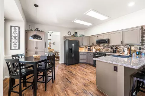 36530 Caleandra St, Palmdale, CA 93552 photo 17