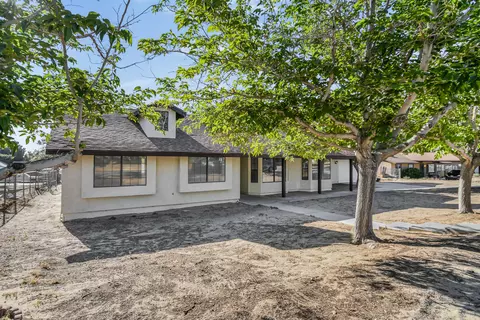 39124 166th St E, Palmdale, CA 93591