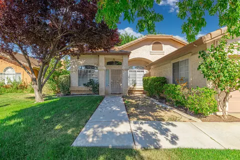 44853 13th St E, Lancaster, CA 93535 photo 3