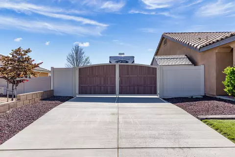 1192 Canyon Dr, Tehachapi, CA 93561 photo 4