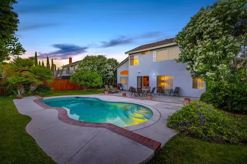2737 Willowbrook Ave, Palmdale, CA 93551