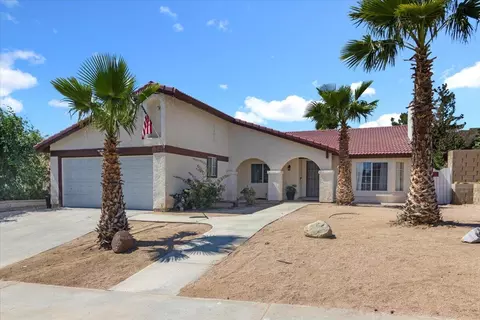 2316 Thomas Ave, Palmdale, CA 93550