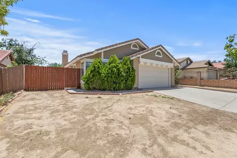 2918 Fairfield Ave, Palmdale, CA 93550