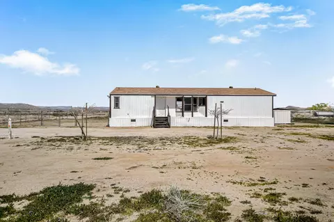 5485 Ave A W, Rosamond, CA 93560
