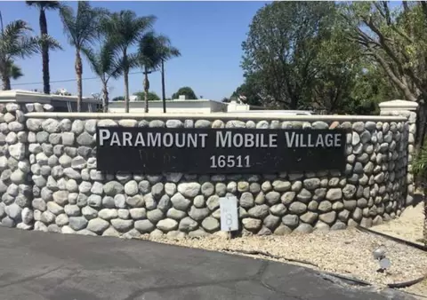 16511 Garfield Ave #18C, Paramount, CA 90723