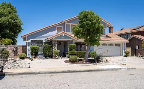 4539 Grandview Dr, Palmdale, CA 93551