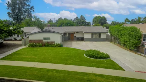 15208 Kingsbury St, Los Angeles, CA 91345