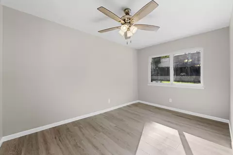 27322 Garza Dr, Saugus, CA 91350 photo 33