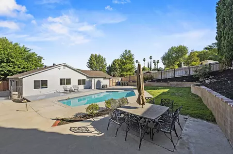 27322 Garza Dr, Saugus, CA 91350 photo 46