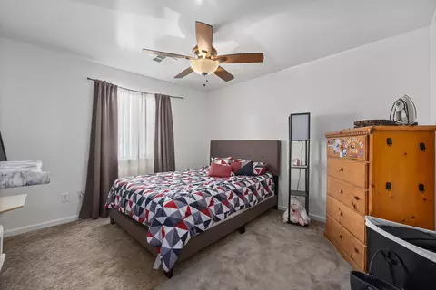 20600 Ridgecrest Dr, Tehachapi, CA 93561 photo 23