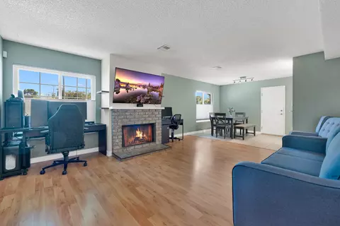1015 Beechdale Dr, Palmdale, CA 93551 photo 8