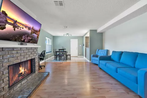 1015 Beechdale Dr, Palmdale, CA 93551 photo 9