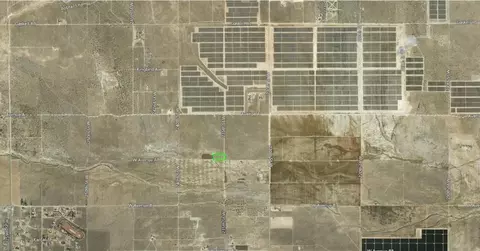 235 Th St W Ave A8, Lancaster, CA 93536 photo 6