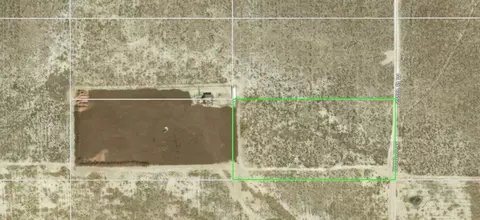 235 Th St W Ave A8, Lancaster, CA 93536 photo 5