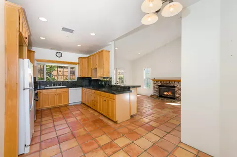 35553 Torna Way, Acton, CA 93510 photo 8