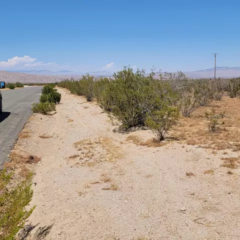 Cheyenne Boulevard, Mojave, CA 93501 photo 7