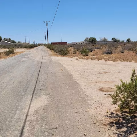 Cheyenne Boulevard, Mojave, CA 93501 photo 11