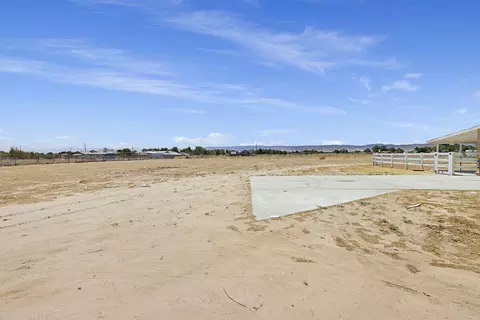 9142 Ave E 8 W, Lancaster, CA 93536 photo 30